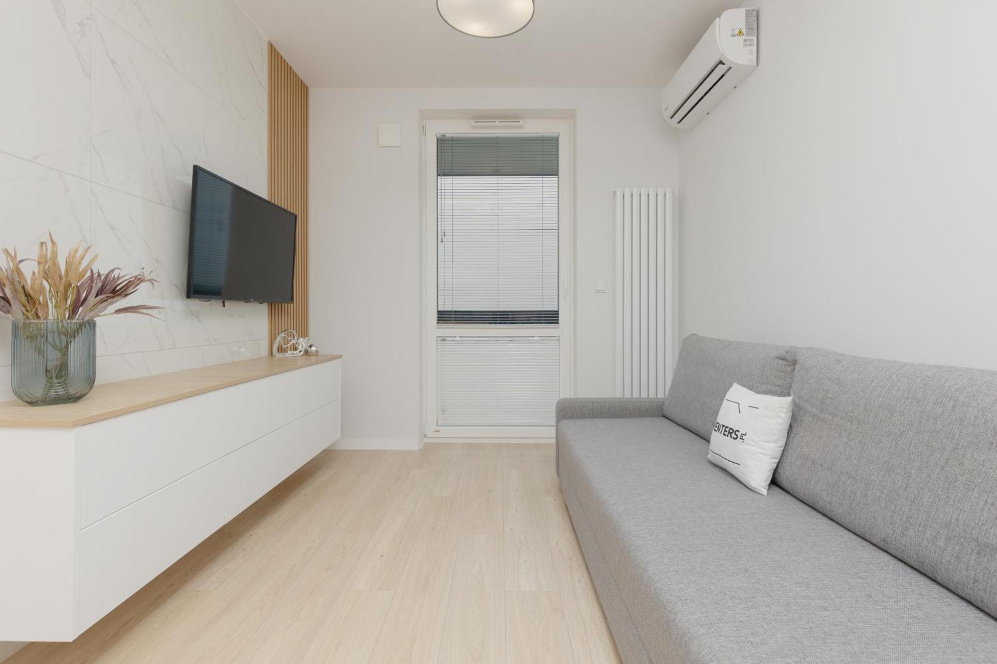 Modern Apartment With Balcony Near Aleje Jerozolimskie By Noclegi Renters Varsó Kültér fotó