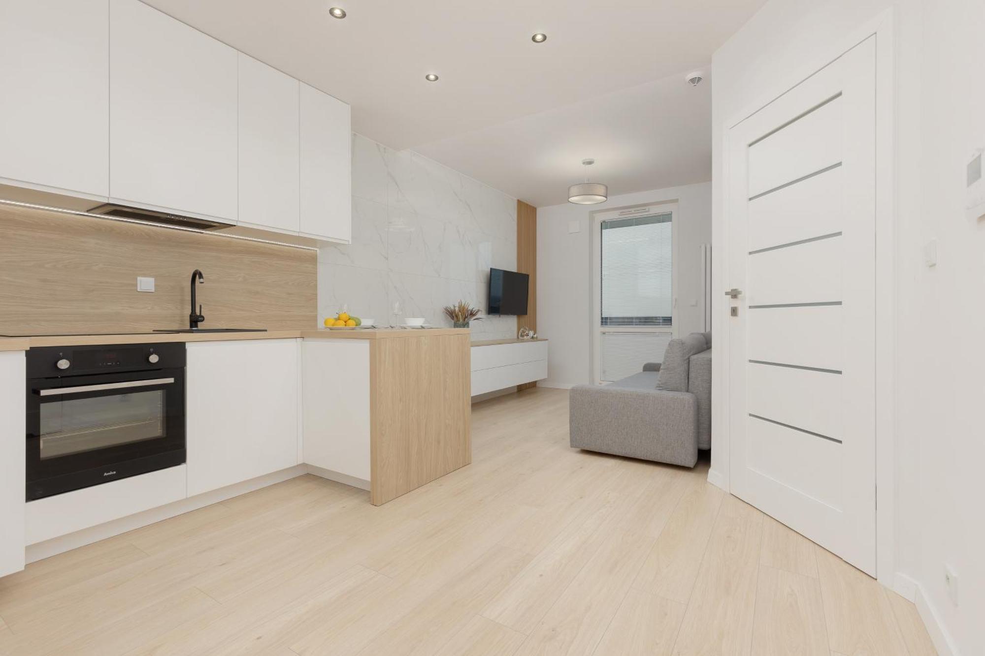 Modern Apartment With Balcony Near Aleje Jerozolimskie By Noclegi Renters Varsó Kültér fotó