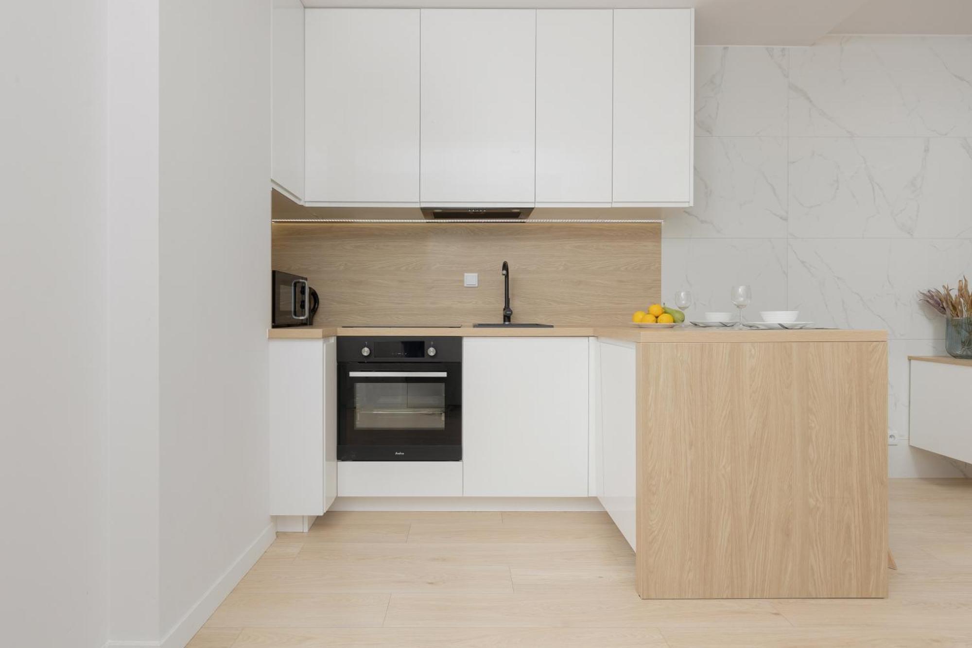 Modern Apartment With Balcony Near Aleje Jerozolimskie By Noclegi Renters Varsó Kültér fotó